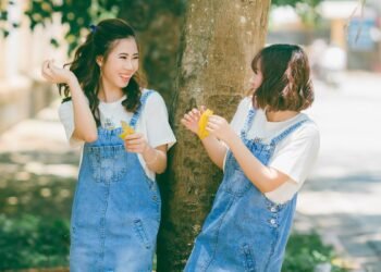 Zodiak Yang Cocok Jadi Teman Bicara: Ini 3 Zodiak Yang Paling Nyaman Diajak Membahas Masa Depan Membahas Masa Depan Dengan Nyaman? Ini 3 Zodiak Yang Paling Cocok Jadi Teman Bicara